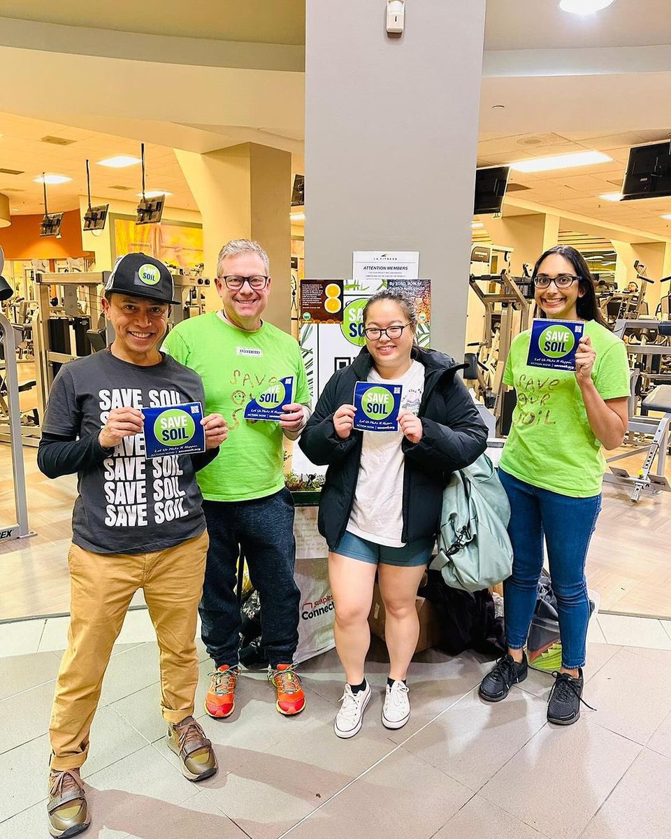 cpsavesoil's tweet image. 🌱✨ Earth buddies have been on fire, igniting change for #WorldSoilDay! Together, let&apos;s champion soil health for a greener, more sustainable future! Use 👉 #SoilforClimateAction and show your love for soil!  🌍💚