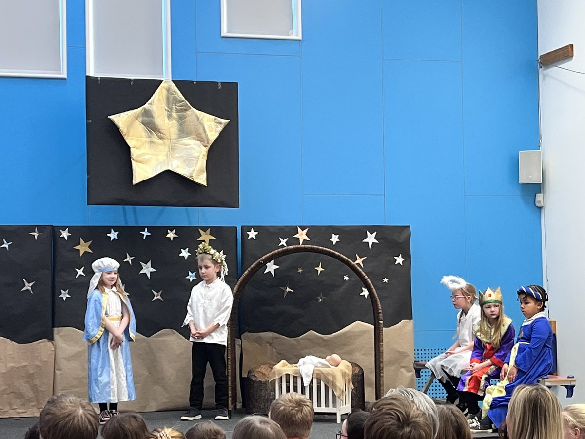 What a lovely Nativity performance from P1-4 and Mrs Price! Thank you to all our family and friends who came to support us.
