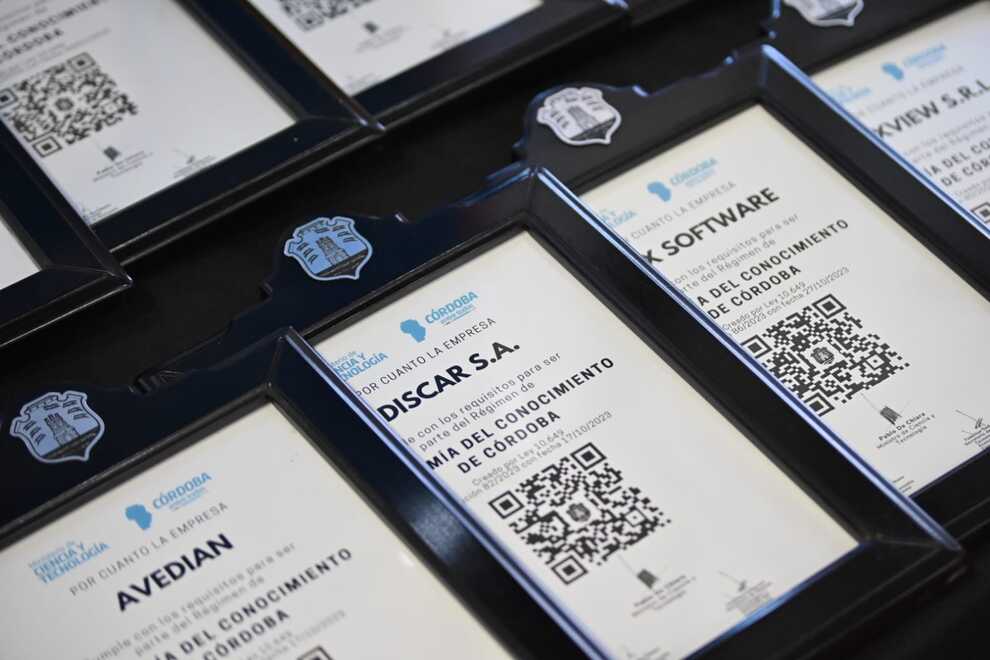 Hoy la Economía del Conocimiento es la tercera actividad productiva de Córdoba.  Con empresas promocionadas, con nuevos puestos de trabajo y con la certeza de que quienes conforman el Consejo Consultivo, seguirán por esta senda del crecimiento para el beneficio de los cordobeses