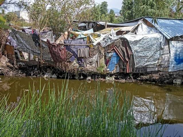 Buenos días. Te invito  a leer el artículo  de la dirigente del Movimiento Antorchista  en Xochimilco, Dalia Mendoza:
PUEDE Y DEBE HACERSE UNA TRANSFORMACIÓN EN LA CALIDAD DE VIDA DEL PUEBLO TRABAJADOR
m.facebook.com/story.php?stor…