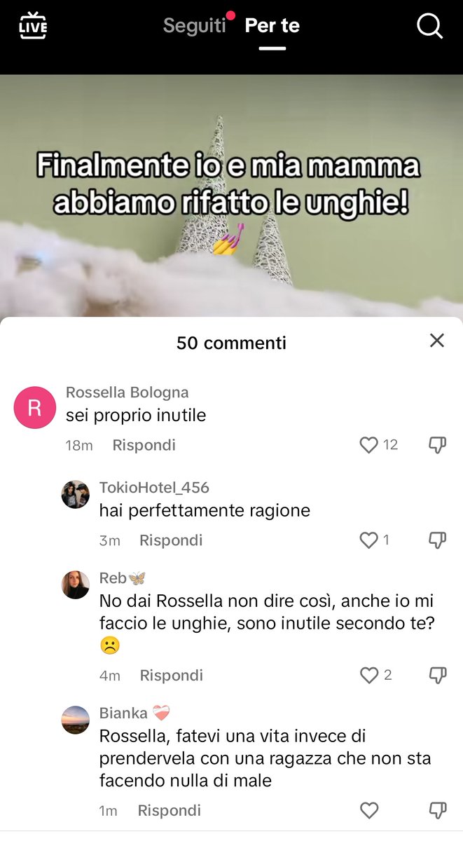 Bianka10_10's tweet photo. Non capirò mai perché la gente ha tutta questa cattiveria verso Natasha e la sua famiglia. https://t.co/JMtzy3PWGq