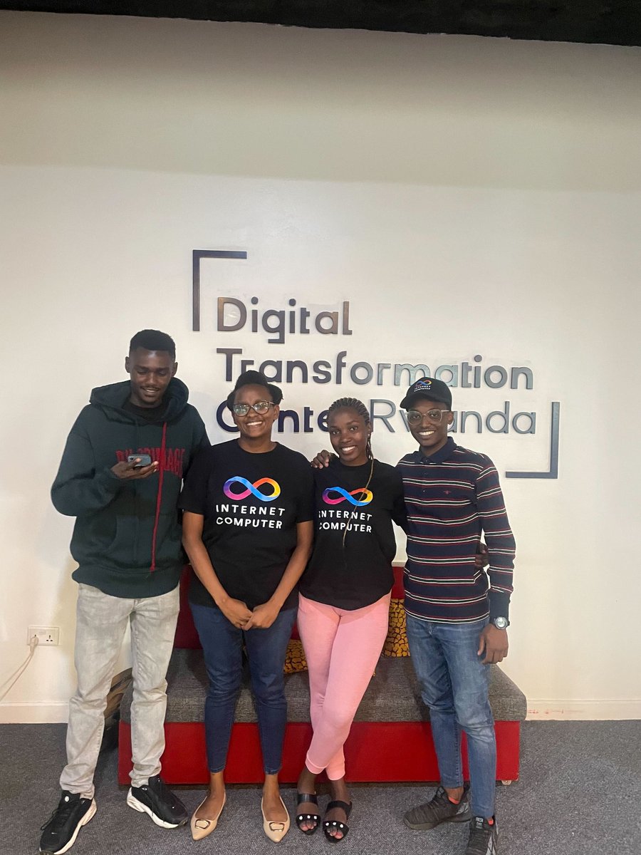 icphub_KE's tweet image. We have landed in Rwanda 🇷🇼 and are very ready for the #BuildonICP Hackathon. In Kenya we say...tupo site!🤩 
Rwanda are you ready ???
#RwandaisBuildingonICP 
#ICPHackathonsinRwanda 
#Icphubs