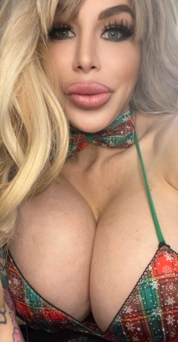 Ho ho ho&hellip;..bringing some holiday cheer to lax tonight thru the 9 xxxooo then onto San Fran https://t<a href="/tag/busty"class="tags"><span>#busty</span></a><a href="/tag/hott"class="tags"><span>#hott</span></a><a href="/tag/bimbos"class="tags"><span>#bimbos</span></a>