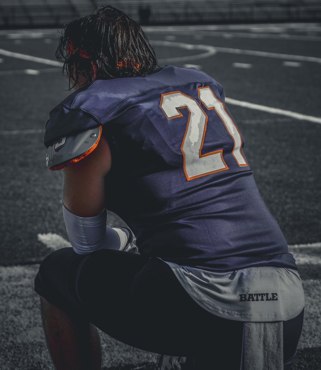 Coaches, still looking for a home as a 24' LB/Athlete! My DMs are open!

<a href="/The1AndOnlyOB/">𝐂𝐎𝐀𝐂𝐇 𝐎𝐁𝐈𝐄 𝐖𝐎𝐎𝐃𝐒</a> <a href="/VAAFootball/">VAA Football - Home of the Patriots</a> 

hudl.com/video/3/131069…