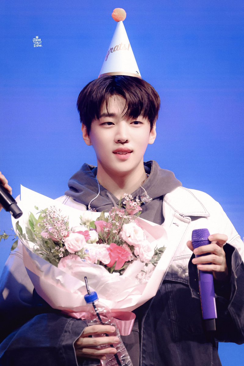 happyjaechanday's tweet photo. happy birthday jaechan! i hope you know how loved you are, you deserve all this love and support and so much more! that’s the result of your hard work🫶🏻 please always be happy and healthy, we love you so much!

#대장냥이_재찬이의_생일이다냥
#HAPPY_JAECHAN_DAY https://t.co/QCvelWdvs6