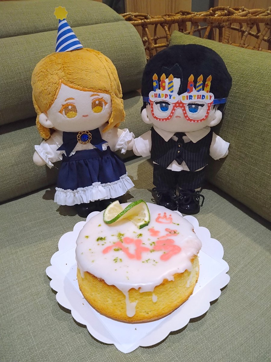 ZingZingZer0_'s tweet photo. 生日快樂,我的寶貝😘🧡
妳要永遠幸福😭😭
#進擊的棉花 #rivetra #handmadedoll #進擊的塑膠 #nendoroid #handmadecake
#ペトラ・ラル誕生祭2023
#ペトラ・ラル生誕祭2023 https://t.co/ptOM1rU8EV