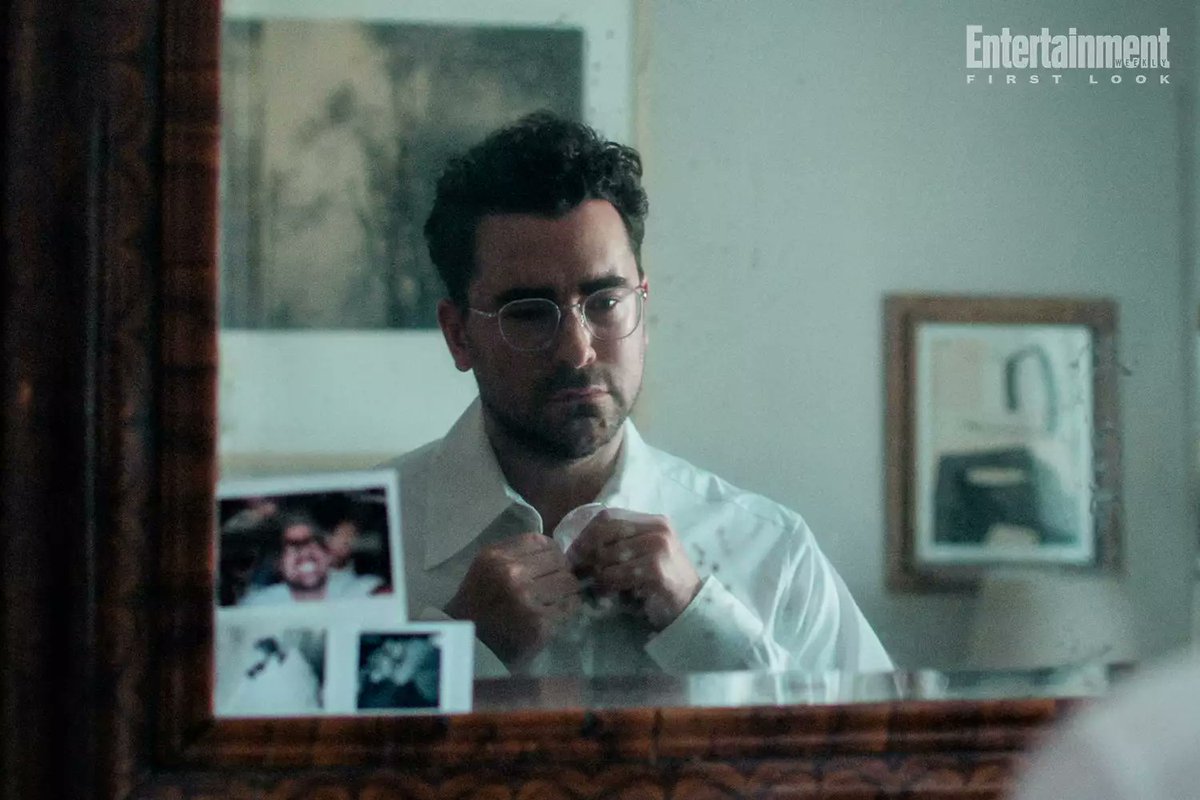 danlevythinker's tweet photo. dan levy in 'good grief' (2024) written and directed by dan! https://t.co/d9l6KJuSnu