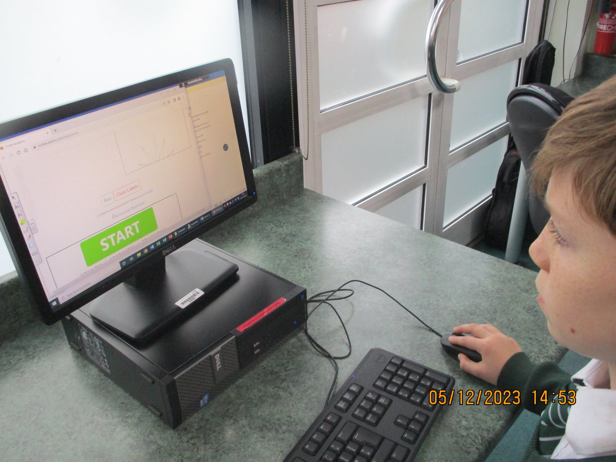 StAlbansRCSch's tweet image. Year 6 have been getting to code in Computing this week. Using turtle academy, they have completed the tasks and challenges to change the colour and the animal on the screen. #turtleacademy A great start to the topic.