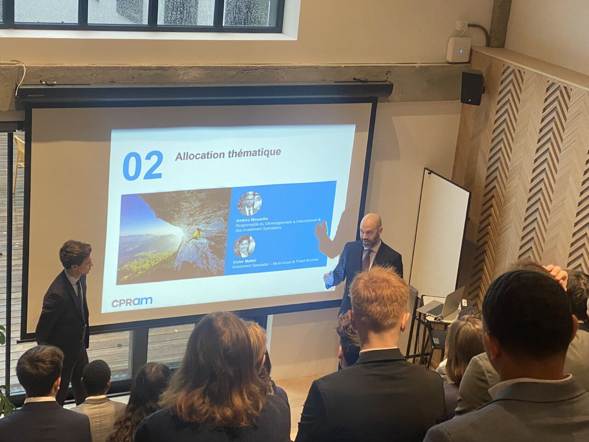 Cpr_Am's tweet image. 🔥 CPRAM a ouvert ses locaux aux jeunes talents de la Sorbonne du Master 2 Finance &amp;amp; AM et du Master 2 Trésorerie d’entreprise.  L&apos;objectif ? Partager notre expertise en #trésorerie et #crédit, en gestion et allocation #thématique, et notre engagement au service du #climat.
