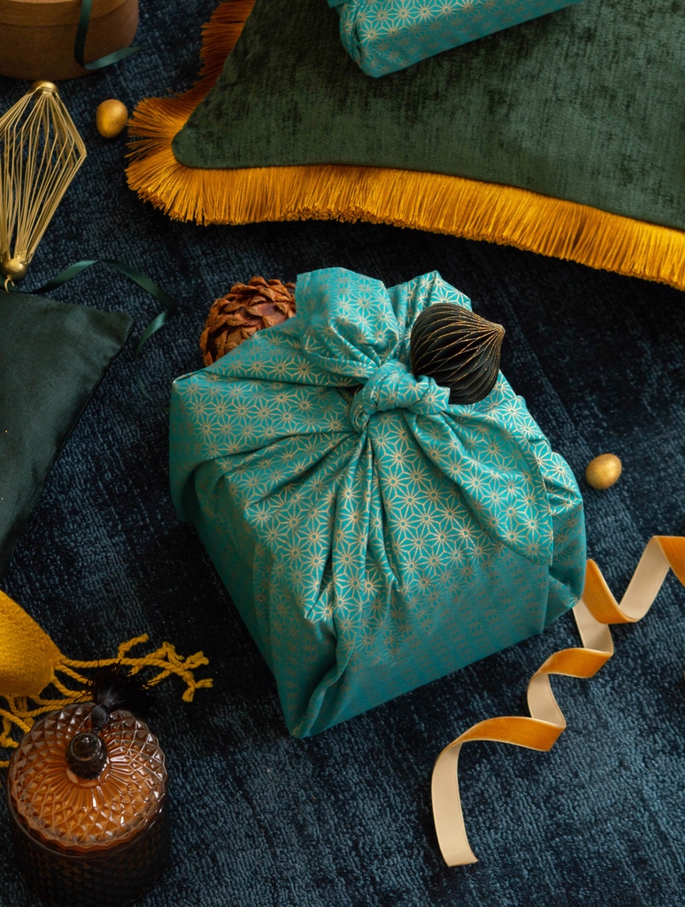 Jade Appreciation Post 💚🎄⁠
⁠
This stunning FabRap design with a rich jade background and a delicate, asanoha star pattern is the perfect furoshiki for your sustainable Christmas. 

#FabRap #furoshiki #furoshikiwrap #fabricgiftwrap #giftwrapping #wrappinghacks #giftwrap