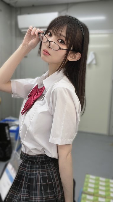 コスプレイヤー璃波のTwitter画像4