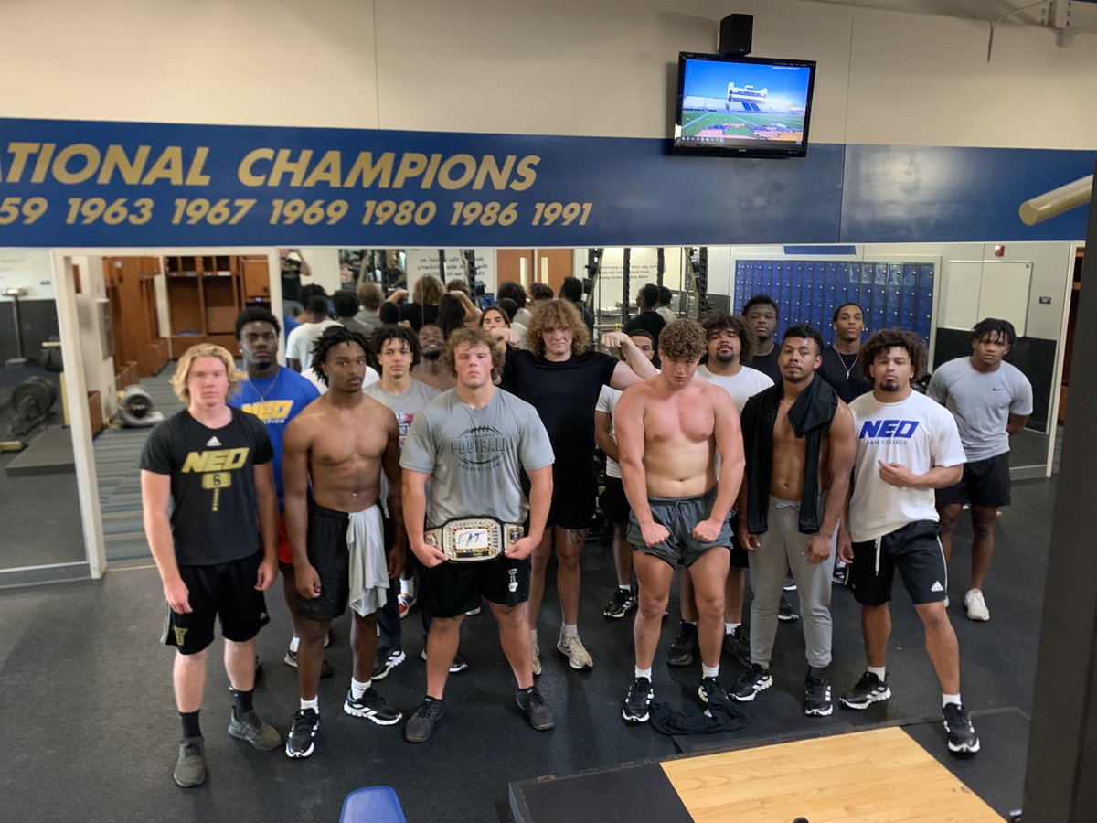 E.A.T. Champions for 11/27

#ROW #MadeOnTheBanks

<a href="/TrustyBraysen/">Braysen Trusty</a> | <a href="/BraxtonBirch74/">Braxton Birch</a>