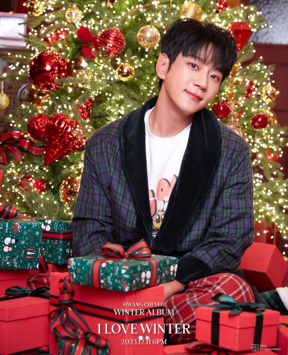 chichi10yeul's tweet photo. #황치열 #WINTERALBUM
< I LOVE WINTER >
2023.12.11 6PM (KST)
CONCEPT PHOTO
#컨포
#겨울앨범 #ILOVEWINTER #Winter
#conceptphoto #christmas #tree
#hwangchiyeul #黃致列
#텐투엔터테인먼트 #TEN2 #TEN2ENTERTAINMENT https://t.co/cos9jJMEMW