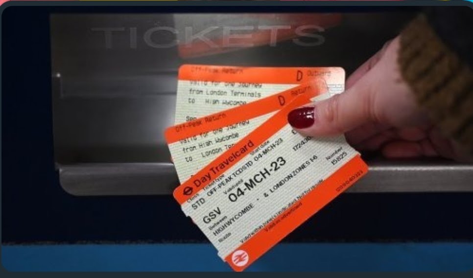 fromviews1's tweet photo. Millions of train passengers in uk hit by higher fares from today as operators axe popular super off-peak https://t.co/qMD4NelFeF https://t.co/WhfEgAcJF9