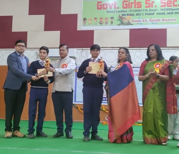 sweta_dahiya's tweet image. ।।सर्वस्य लोचनं शास्त्रं।।
&quot;Science is the eye of everyone &quot;

&quot;Zonal Science and Mathematics Exhibition-2023&quot;

@ddesouth @KhetarpalSeema @Dir_Education @GgsssMBPV1 
DDE zone 23 Ms. Anju Chawla 
#ScientificCuriosity  #TechnologyandAI #Sustainable #Ecofriendly #Science