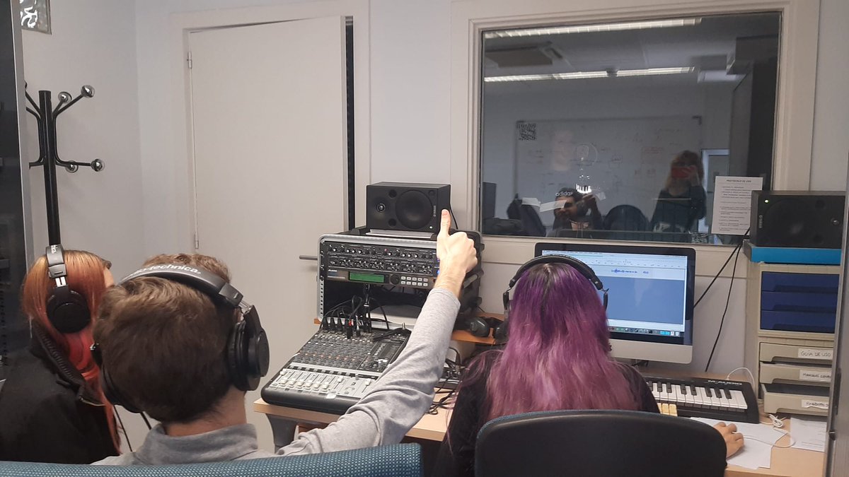 DarkenStudiosES's tweet image. Last week we were recording some sounds for  our game. It was so fun!!!😆😆
#Gamesdev #IndieGameDev #UAgames #indie #games  #8bit  #gamedev #gamedevelopment #developer  #developers #recording #studio
#indiegame #gamers #GamersUnite