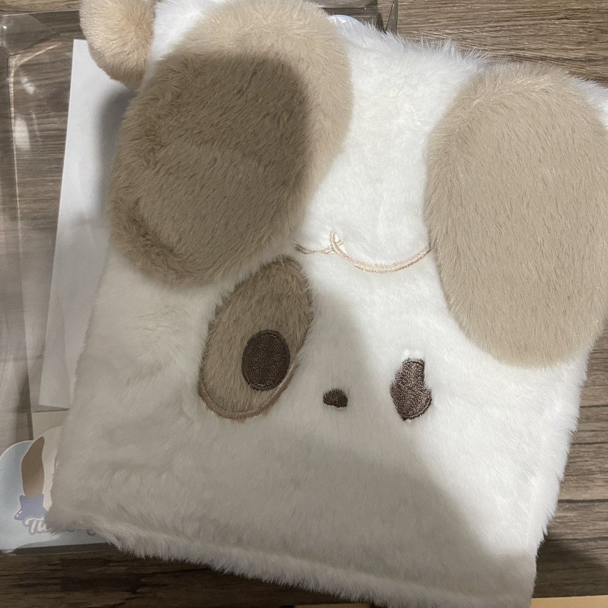 spidey_twt's tweet photo. ⋆𐙚₊˚⊹♡ plush binder giveaway 💌

— binder never been used, still in original packaging!

(1) winner 

𐙚rules. . . 
— rt&amp;like this post (no need to follow 🙇🏻‍♀️) 
— winner must be willing to shoulder sf
— ph only

𐙚ga ends in 12/06/23 - 11:00 PM https://t.co/wzDeoMwMr0