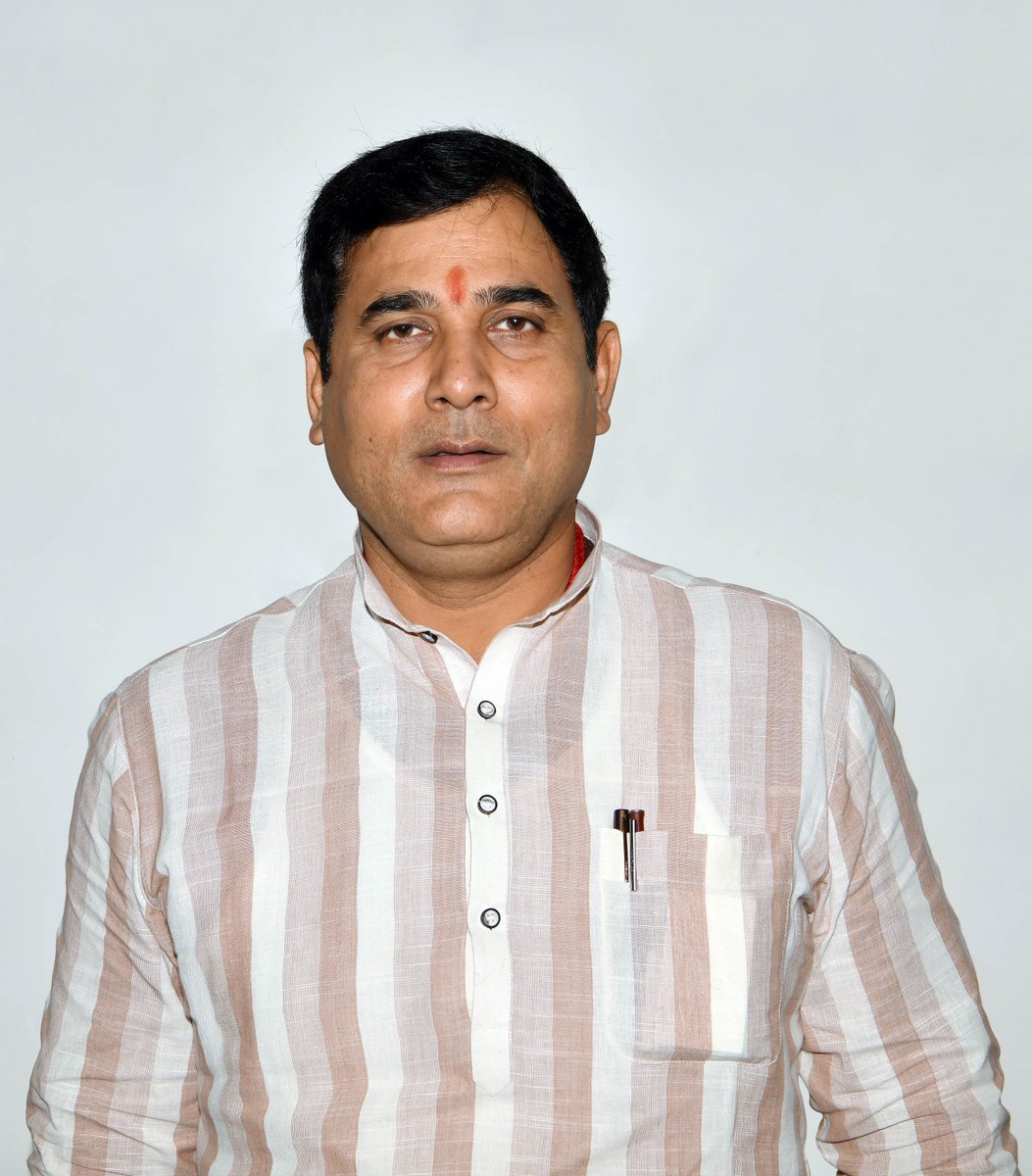 Sachin Gupta (@sachinguptaup) on Twitter photo गाजियाबाद में लोनी से BJP विधायक नंदकिशोर गुर्जर (<a href="/nkgurjar4bjp/">Nand Kishor Gurjar</a> ) ने आज DCP को एक लेटर लिखा है। उन्होंने सभी नॉनवेज दुकानें, होटल और कट्टीघर बंद कराने के लिए पुलिस से कहा है।
#Ghaziabad #Up गाजियाबाद में लोनी से BJP विधायक नंदकिशोर गुर्जर (<a href="/nkgurjar4bjp/">Nand Kishor Gurjar</a> ) ने आज DCP को एक लेटर लिखा है। उन्होंने सभी नॉनवेज दुकानें, होटल और कट्टीघर बंद कराने के लिए पुलिस से कहा है।
#Ghaziabad #Up