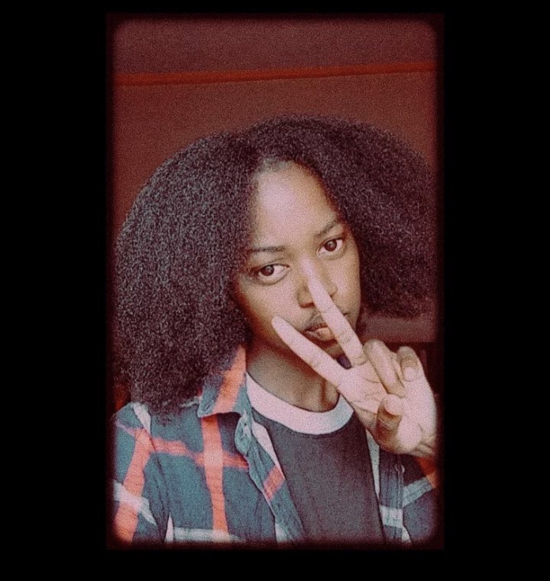 Mirungi_Arts's tweet photo. Meet the beautiful Ugandan Sonia Nkera🔥
She’s a Telecom engineering student and a writer.❤️She draws inspiration from everything around from ordinary day to day activities,nature and photography
In this thread are her 3 novellas &amp; Novel with links attached💕✨
Insta:@sonia_nkera https://t.co/TP0kRvYg1L