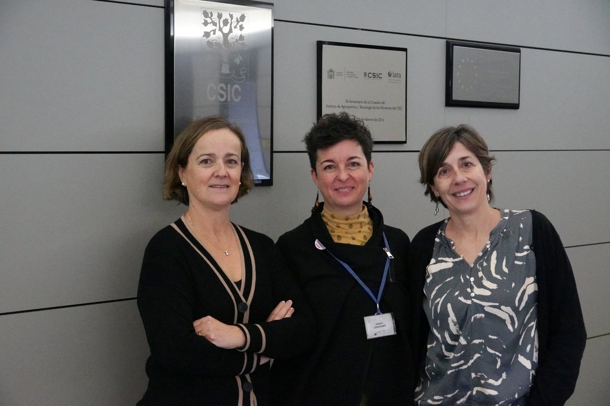 iata_csic's tweet photo. Amparo López Rubio, investigadora científica del @CSIC, ha sido nombrada nueva directora del Instituto de Agroquímica y Tecnología de Alimentos (IATA). 
Gloria Sánchez y Mónica Flores serán la Vicedirectora Científica y la Vicedirectora Técnica del Instituto en esta nueva etapa. https://t.co/O1Ht0dycPd