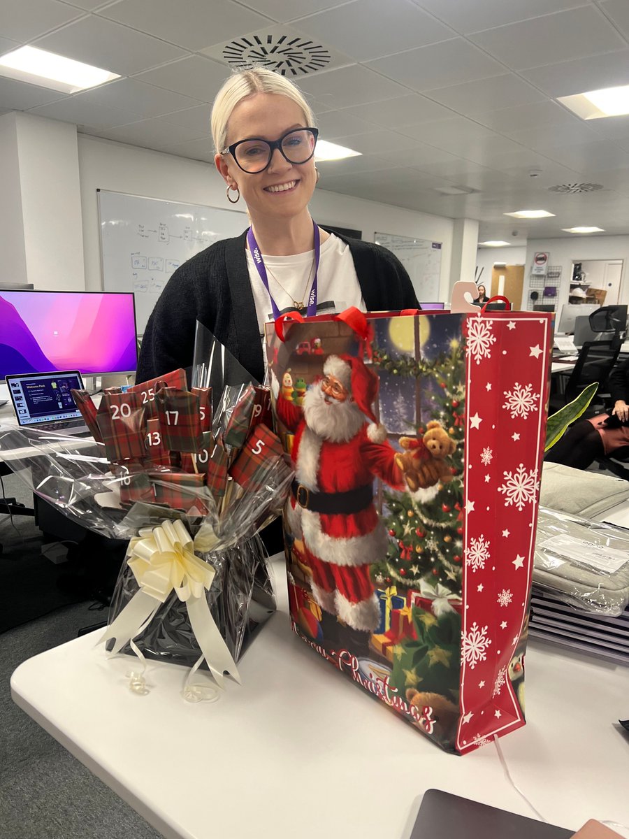 We have the best clients! 💜 

Our Client Services Manager Chloe has received a lovely Christmas gift this morning from one of her fantastic customers 🎁. 

#ClientAppreciation #ClientRelationships #Wise #WithWise