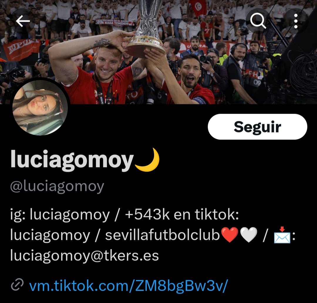 LRBYR's tweet photo. Hoy, a las 19:30 en SFC Radio, en La Red Blanca y Roja, hablamos con la tiktoker @luciagomoy ¡No te lo puedes perder! https://t.co/HjYLP0wR5K