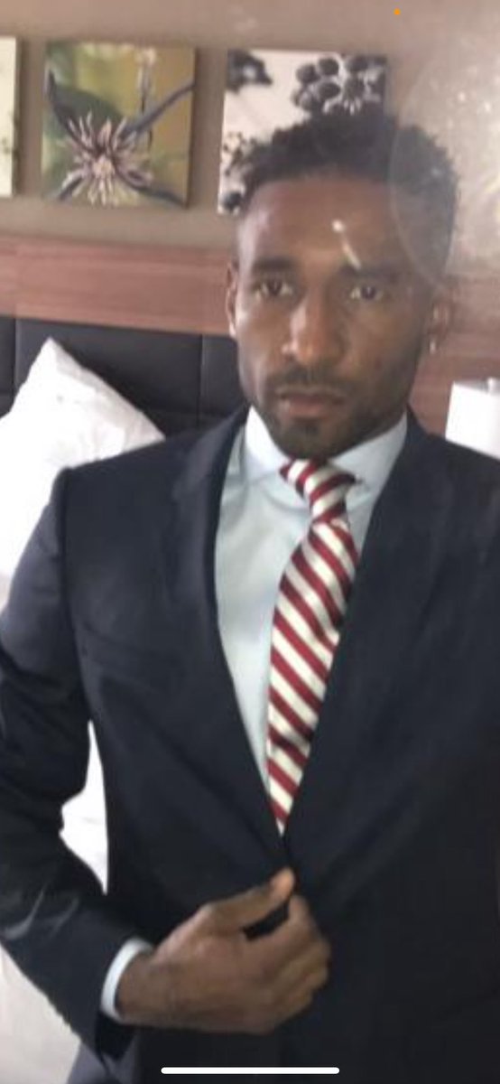 IAmJermainDefoe's tweet photo. Old pic but read for the job @SunderlandAFC https://t.co/sWHxQtXb6s
