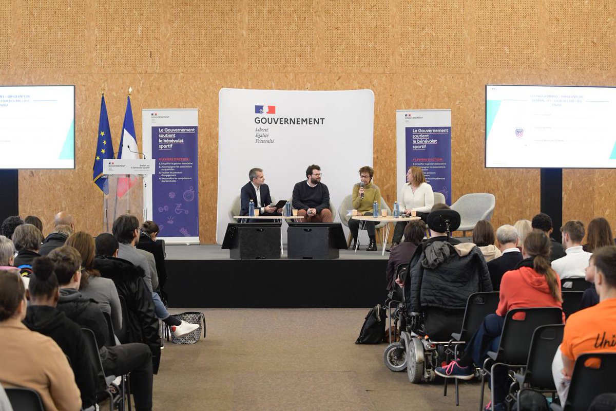 AOC1978's tweet image. Il y a un an, lors de l’#IPCS dédié au bénévolat sportif, nous avions acté un plan pour simplifier la vie associative et amplifier la reconnaissance et la valorisation des bénévoles du mouvement sportif. Plusieurs avancées substantielles ont été réalisées depuis ⤵️

✅ Adoption…