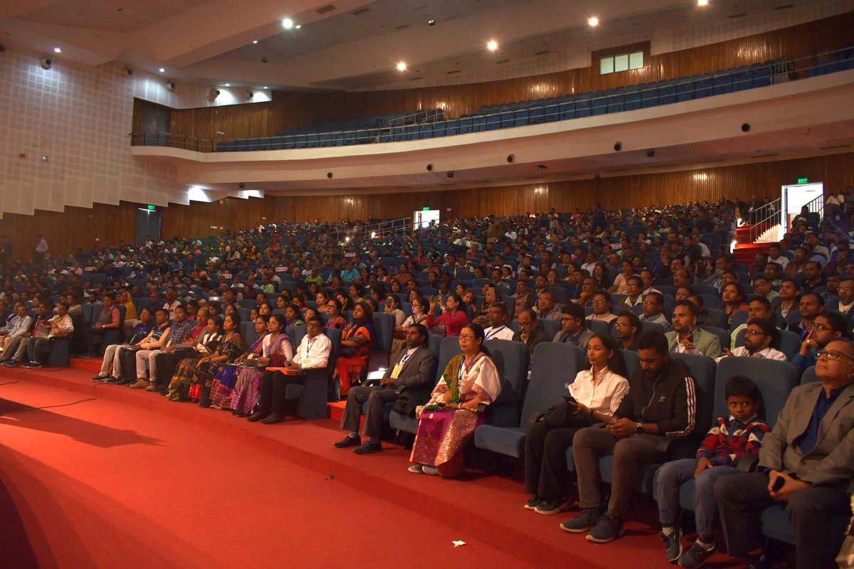 Six-day Residential Teachers Training Program organised by @IITGuwahati under @Samagra_Assam completed successfully today. Hon'ble Minister @ranojpeguassam participated in the valedictory function. @himantabiswa @EduMinOfIndia