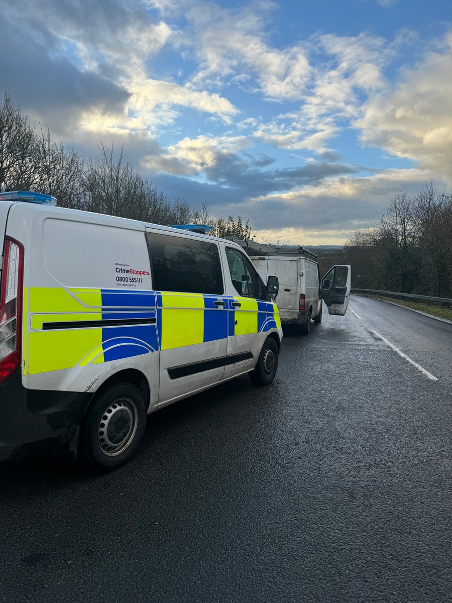 Officers on Anglesey are out on patrol conducting road side breath tests and engaging with drivers as part of the Christams Anti Drink & Drug Drive Campaign #OpLimit #Fatal5