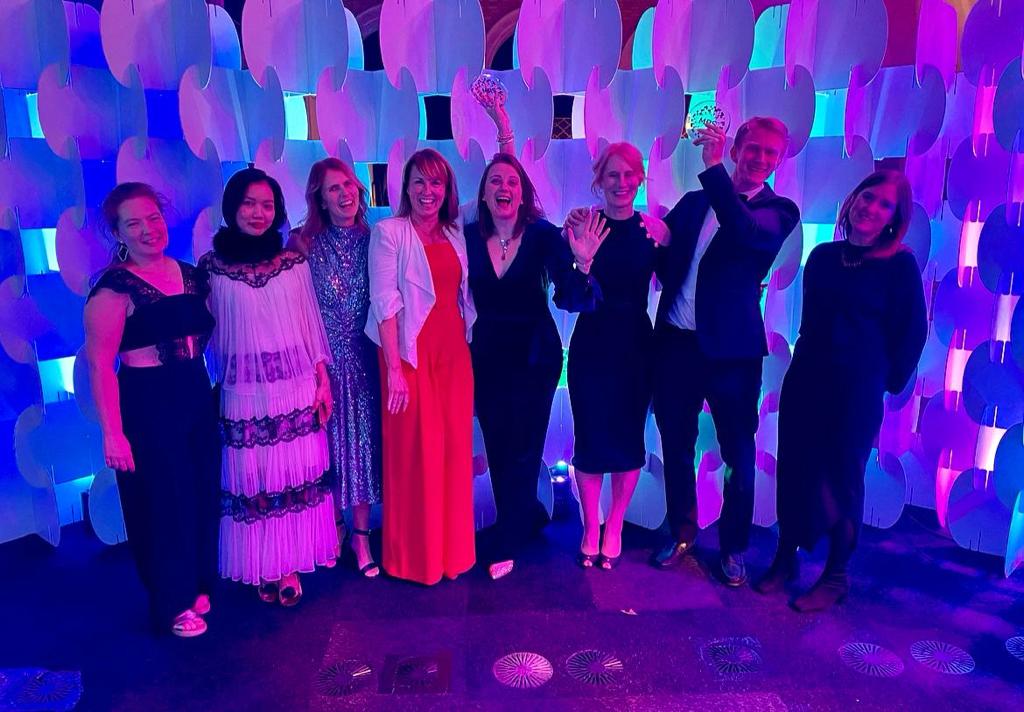 The happy faces of this year's WINNERS of the MRS/ICG Award for Independent Consultants; congrats <a href="/Untapped_Innov/">Untapped Innovation</a>  for your work with <a href="/Booktrust/">BookTrust</a> 
theicg.co.uk/award-2023-mee…