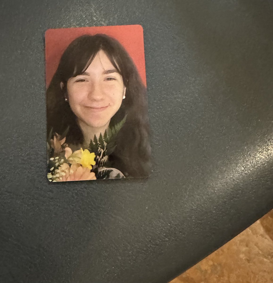 «Io non so pregare, ma so sperare. Voglio sperare che tutta questa pioggia di dolore
fecondi il terreno delle nostre vite
e voglio sperare che un giorno possa germogliare. E voglio sperare che produca il suo frutto d’amore, di perdono e di pace»

Gino Cecchettin, padre di Giulia