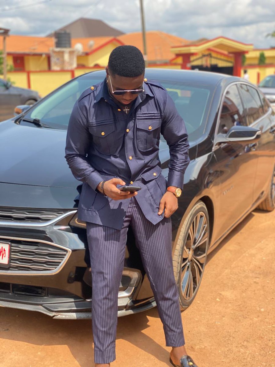 Scom B 💫💥 tweet media