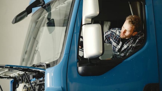 RevistaTRUCK's tweet image. ✍️Lo que todo conductor debe saber sobre el cambio del parabrisas del #camion ✍️ ¿Tan importante es? ¡Te lo contamos! ⬇️⬇️⬇️

camionactualidad.es/destacadas-not… 

#PARABRISAS #Transportista #transporte #seguridad @CarglassEs
