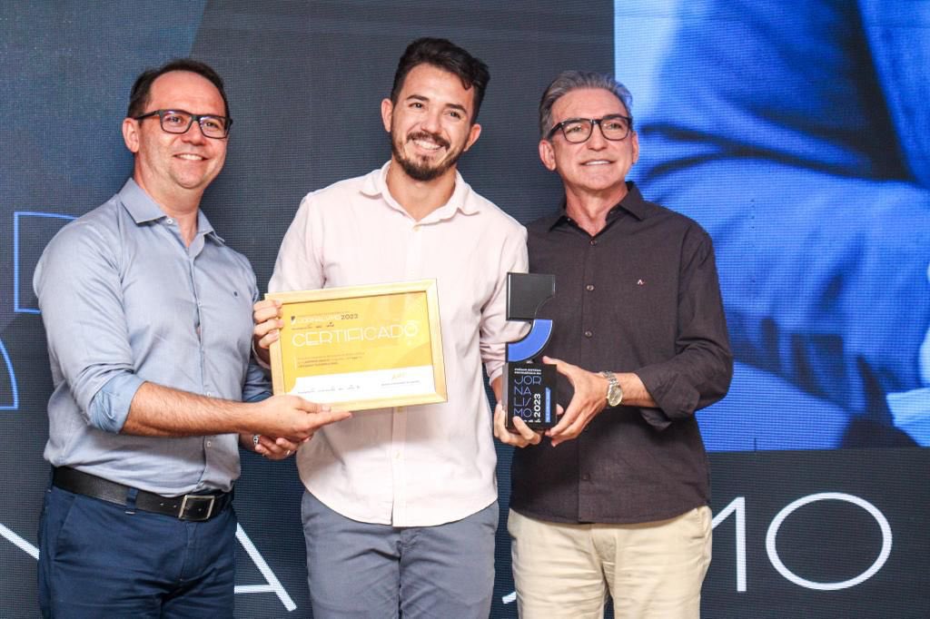 TVAssembleiaRN's tweet photo. Mais um prêmio conquistado pelo jornalismo da TV Assembleia. Parabéns @lamonier e toda equipe pelo primeiro lugar 🥇 na @FecomercioRN_ https://t.co/IbQ8OYeOq0
