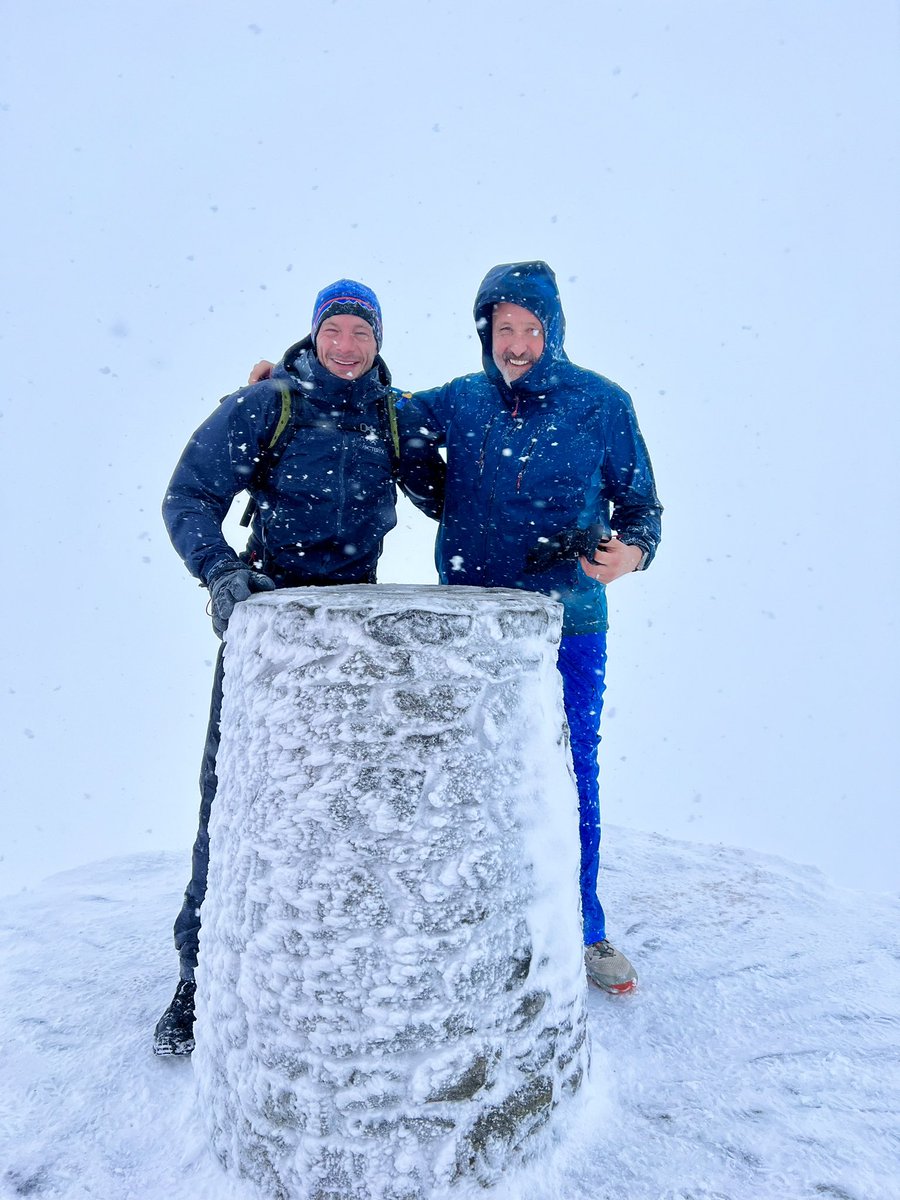DWardys's tweet photo. Snowy summit of #Snowdon https://t.co/Z0NPRGeg4d