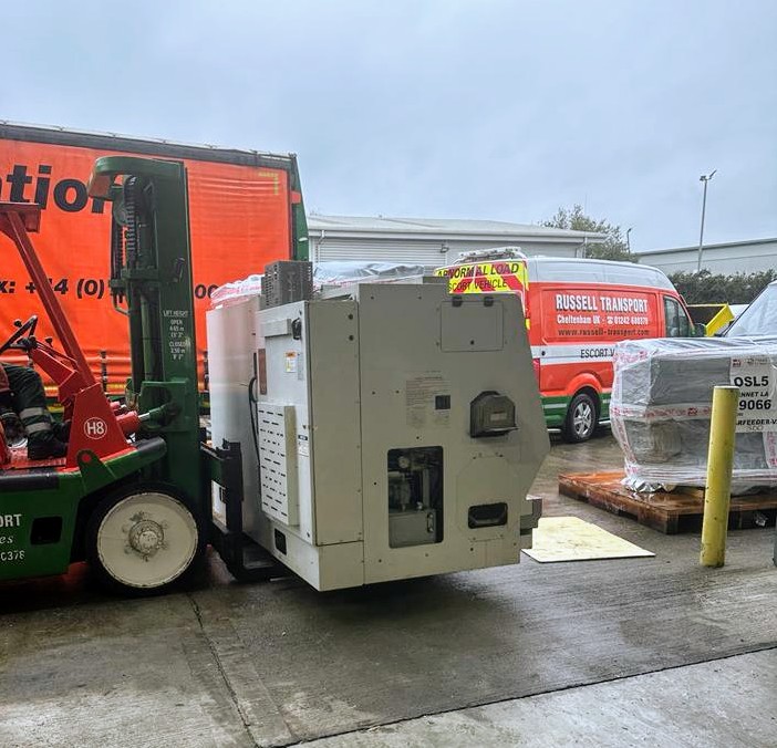 VaplasLtd's tweet photo. Out with the old, in with the new at Vaplas - upgrading our Haas SL20 Bar fed Lathe to a brand spanking new Haas ST-25Y. Looking good in it's new home.

#vaplas #cnc #machinery #cncmachining #manufacturing #engineering #design #plastic #cncmilling #cncmachine https://t.co/shbeJEurWY