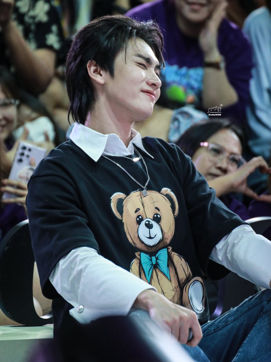 Luv your smile ♡

#Bosschaikamon
#Bearbearyxboss