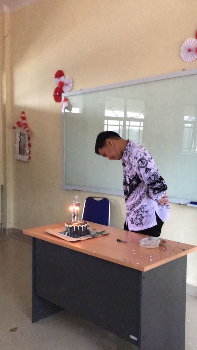hedyyyyyyyyyyyy's tweet photo. Lupa post https://t.co/UI0my8X2mU