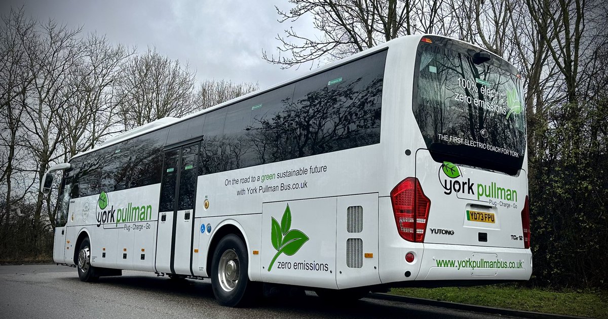 Kwalker14tjt's tweet photo. Look out for @YorkPullmanBus new #electric coach. A First for #York. Always looking ahead and investing in our #future. #yorkpullman driving towards net #zero. @PelicanYutong @VisitYork @CBWtweets @routeoneteam #plugchargego #bus #coach @CityofYork https://t.co/Ttj02QWFzt