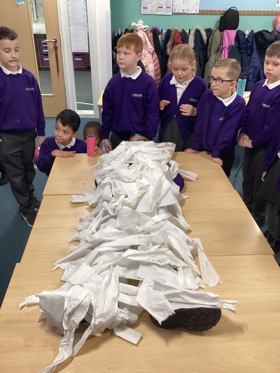 MayfieldOldham's tweet photo. Year 3ET have loved learning about Information texts in English, we have been working hard to learn and remember the process of Mummification. Look at the smiles when we acted out the Mummification process! https://t.co/ZX09VlSFob
