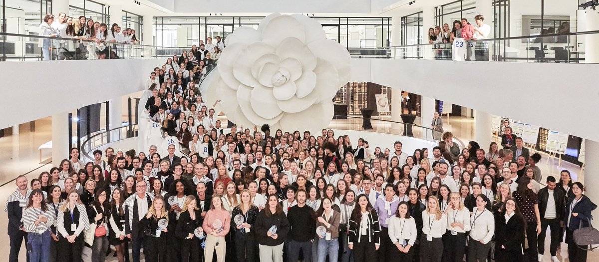🌐 ESTIA recently participated in the 2023 CHANEL Fashion Hackathon, held in November in Paris, in collaboration with the Ellen MacArthur Foundation.
For more information: estia.fr/les-actualites…
#CircularFashion #Sustainability #Innovation Crédits Photo : <a href="/CHANEL/">CHANEL</a>
