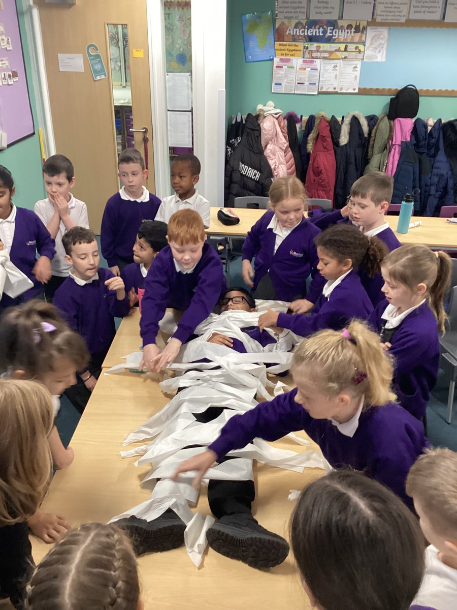 MayfieldOldham's tweet photo. Year 3ET have loved learning about Information texts in English, we have been working hard to learn and remember the process of Mummification. Look at the smiles when we acted out the Mummification process! https://t.co/ZX09VlSFob