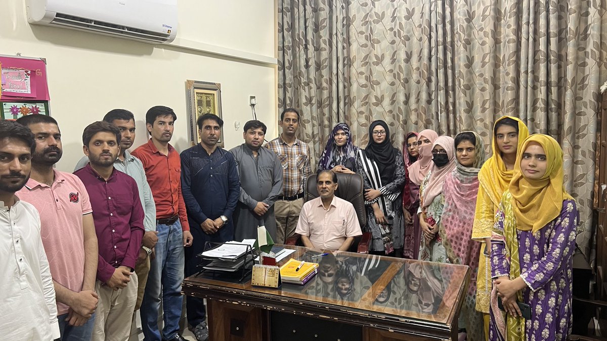 zyousaf10's tweet photo. Dr. Z. Yousaf and Dr. M. Z. Bhatti welcomed Senior Professor Dr. Muhammad Sharif for a comprehensive evaluation of the work of Group and Gravitation and Cosmology (PU). The visit focused on assessing the research group's contributions and innovations in Relativity and Cosmology. https://t.co/9d2EtWEX6i