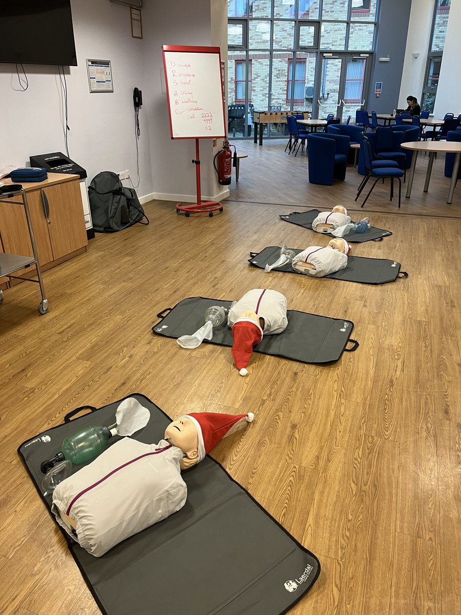 therese Sidney (@baxter2103) on Twitter photo CPR training <a href="/sashnhs/">SASH NHS Trust</a> today in the atrium all day! The resus team are waiting for you to conquer your compliance for Christmas! CPR training <a href="/sashnhs/">SASH NHS Trust</a> today in the atrium all day! The resus team are waiting for you to conquer your compliance for Christmas!