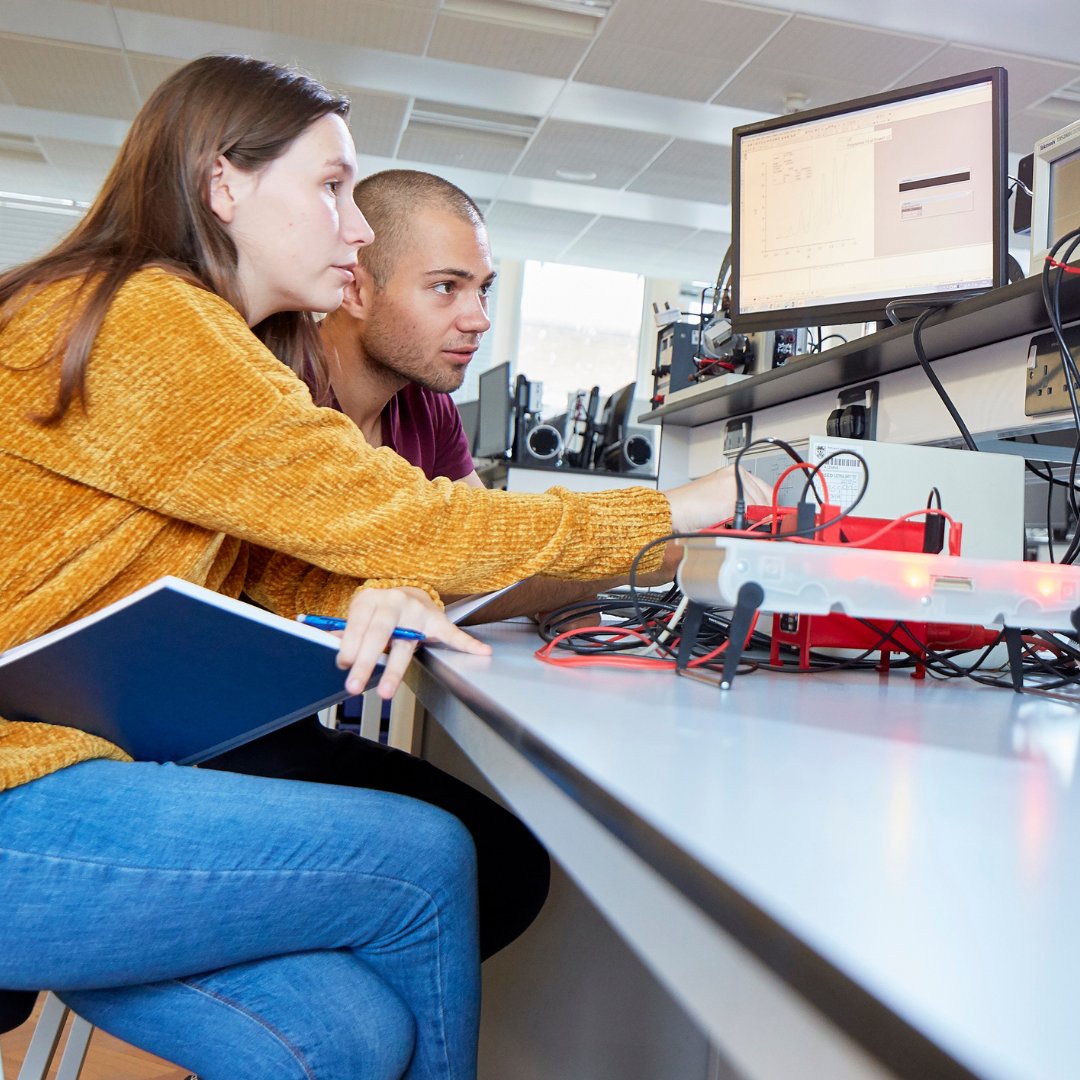 Peidiwch ag anghofio cwblhau ein hymgyrch!

Gan ddefnyddio Arolwg Cenedlaethol Jisc o Fewnwelediadau Profiad Digidol Myfyrwyr, hoffen ni ddysgu mwy am sut rydych chi’n defnyddio technoleg a sut mae’n effeithio ar eich dysgu.

Cwblhewch yr arolwg heddiw: ow.ly/5l1M50Q8Qnm