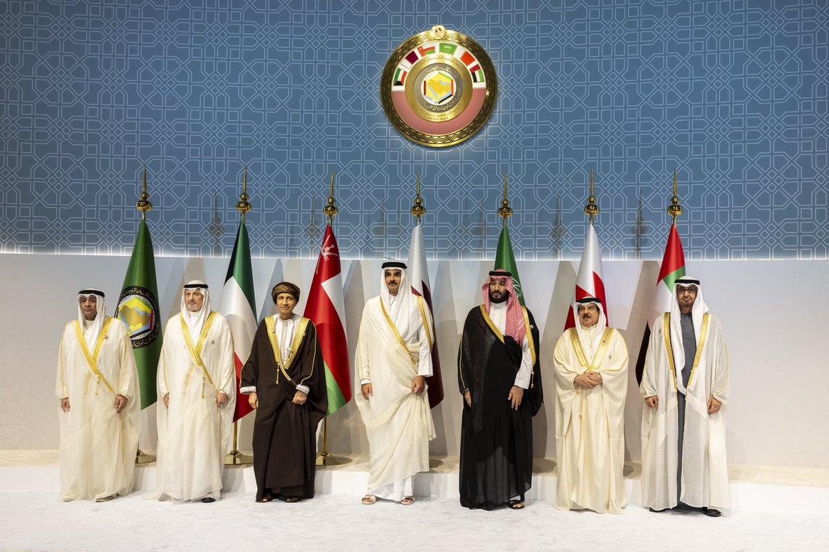 MohamedBinZayed's tweet photo. شاركت اليوم في القمة الخليجية الـ 44 في الدوحة وأشكر أخي تميم بن حمد آل ثاني على دعوته الكريمة. نهج دولة الإمارات منذ عهد الشيخ زايد، رحمه الله، دعم العمل الخليجي المشترك كونه السبيل لتحقيق مصالح دول المنطقة وشعوبها، وتعزيز قدرتها على مواجهة التحديات المشتركة، والإسهام في ترسيخ أسس الاستقرار والازدهار على المستوى الإقليمي.