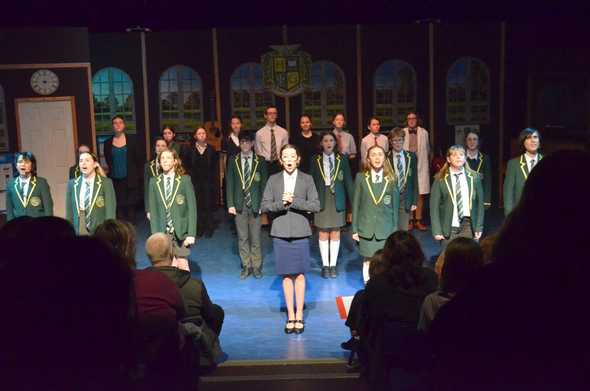 BristolMet's tweet photo. Our School of Rock performances have been an absolute triumph, our incredibly talented and hardworking students have put on fantastic shows! Just two more nights to go, plus matinees for our local primary schools 🎸🤩 @Cabotfederation https://t.co/egwRmFnzGr