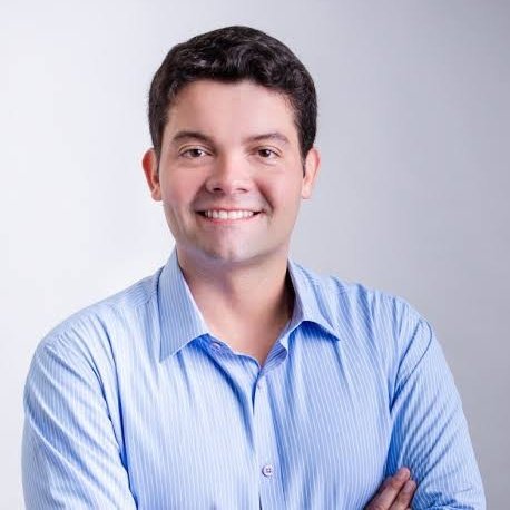 NoticiasdoPARA's tweet photo. O ex-deputado e atual Presidente da Funtelpa @SanovaMiro teve a conta do Facebook Hackeada. Criminosos postaram fotos de nudes de mulheres no Story de Miro. O presidente da Funtelpa se manifestou pelo X . https://t.co/wV7nuzlVwM