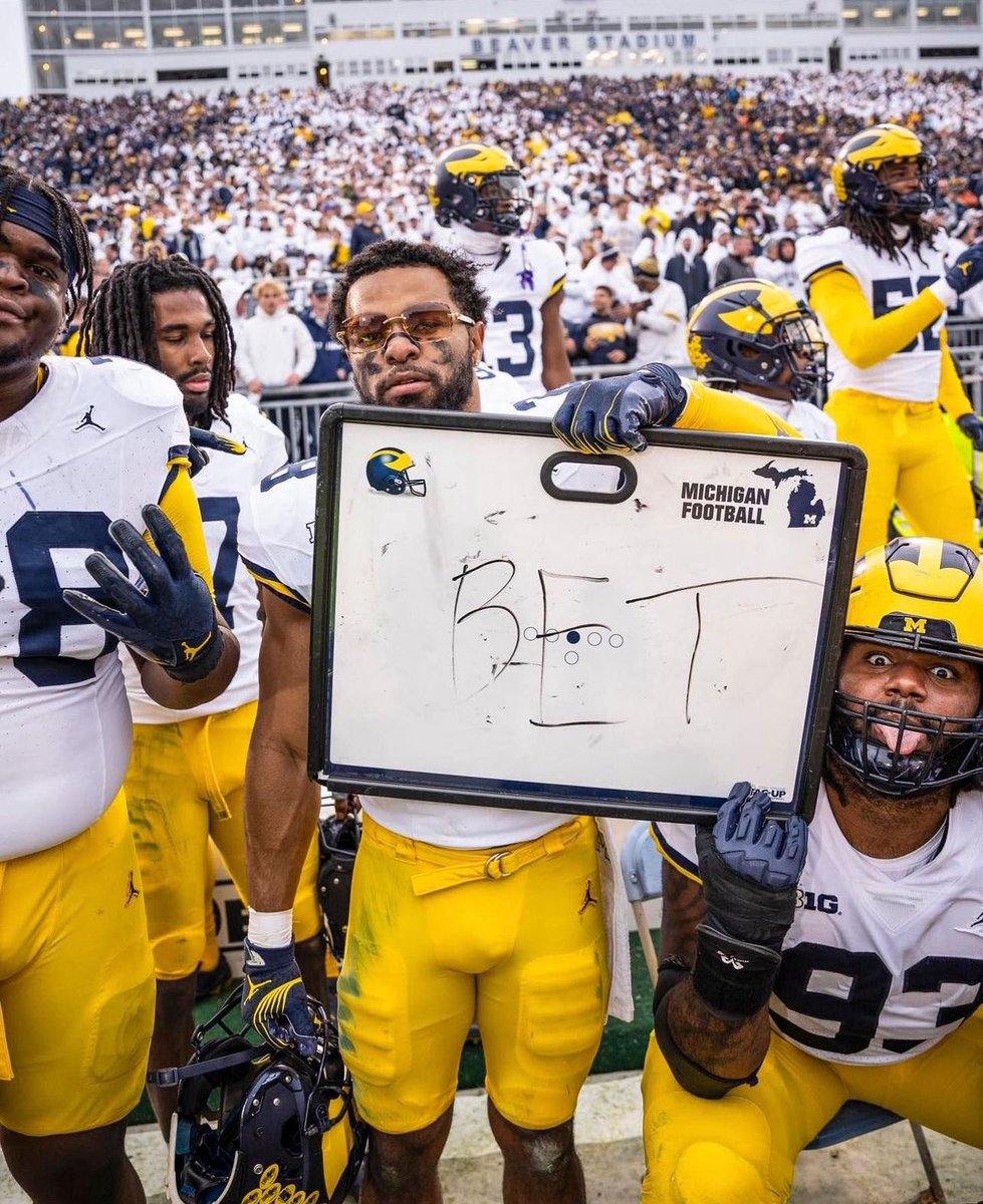 THE RED RANGER tweet media